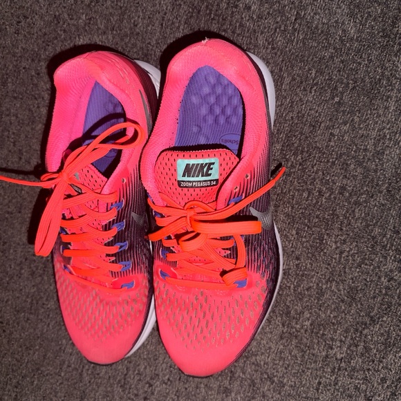 Nike Zoom Pegasus 34 - Picture 2 of 5